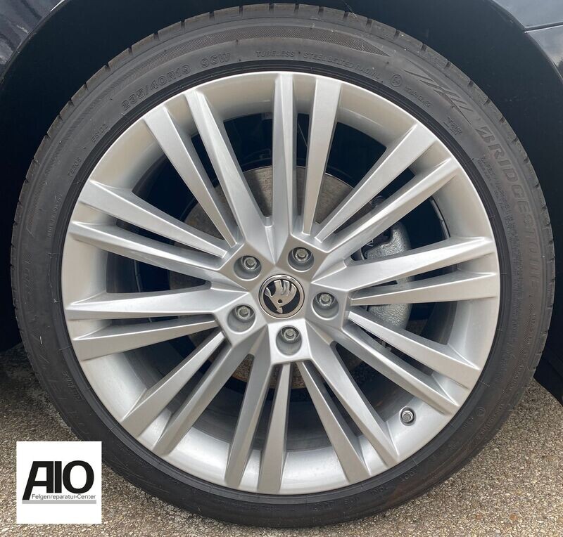 LF1 Original Skoda Alufelge 3V0071499AA – CANOPUS 10-Doppelspeiche Silber – Superb