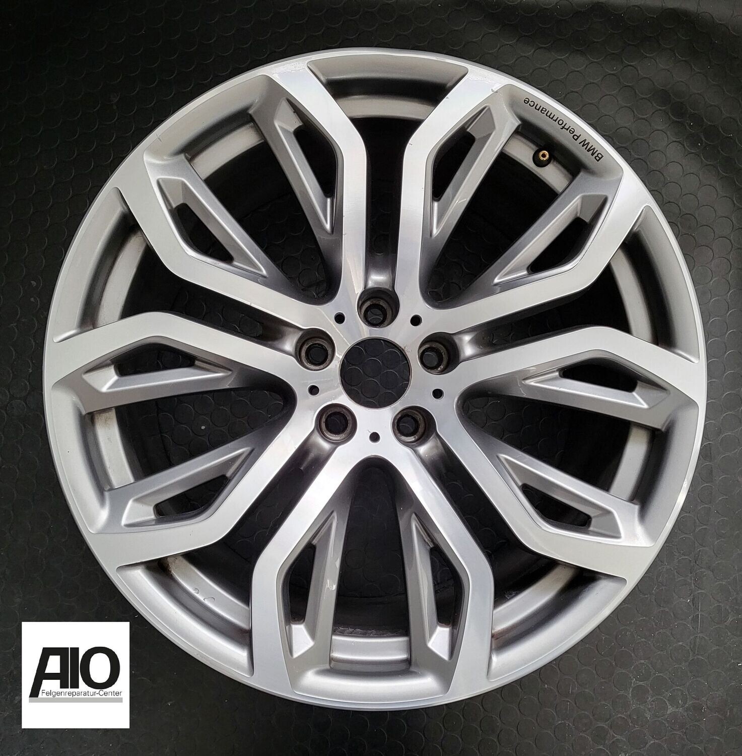 LF1 Original BMW Felge 6796151  - Performance Y-Speiche 375 Grau HGG - X5 (M) Typ E70 + X6 (M) Typ E71