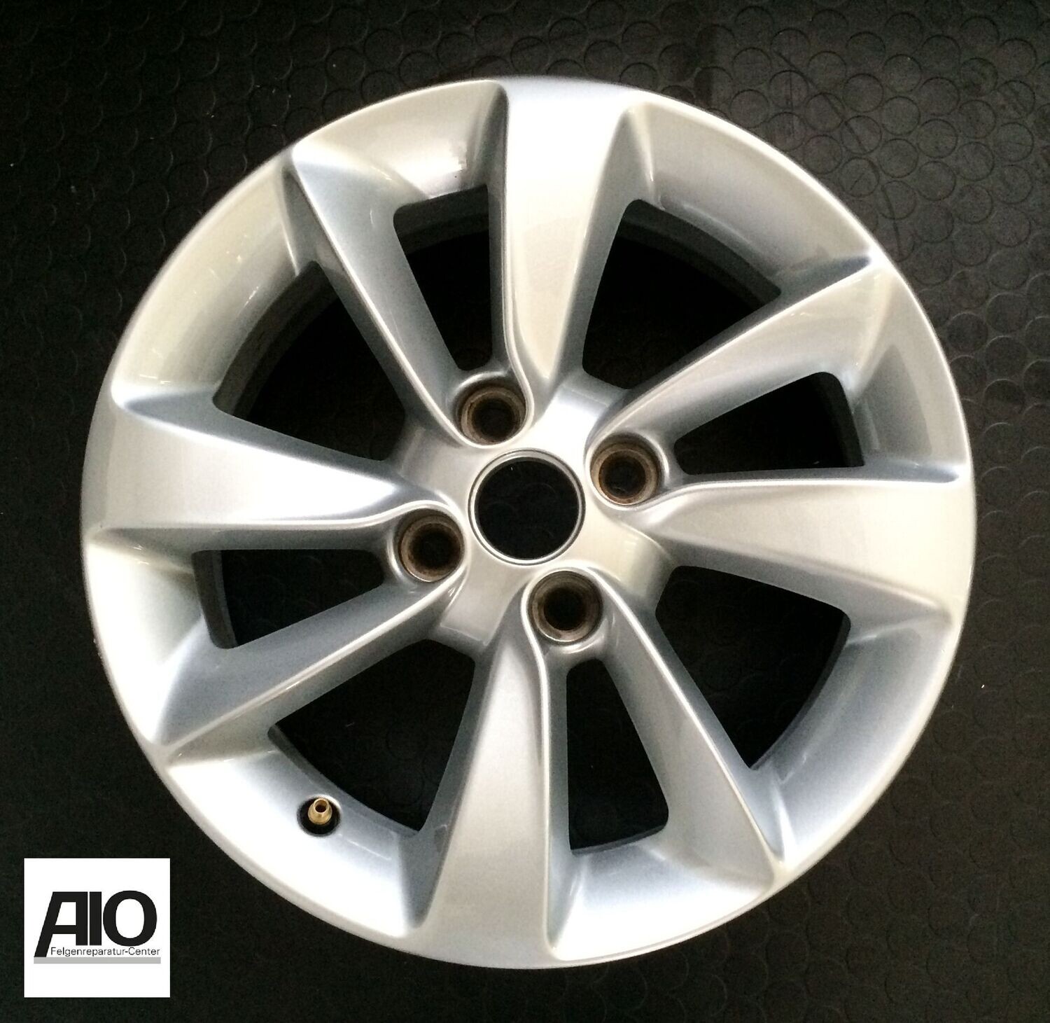 LF1 Original Felge Opel OP099 K3 ABCJ - 4-Doppelspeichen-Design Silber - ADAM 2013-2018 / Corsa E 2014-2019