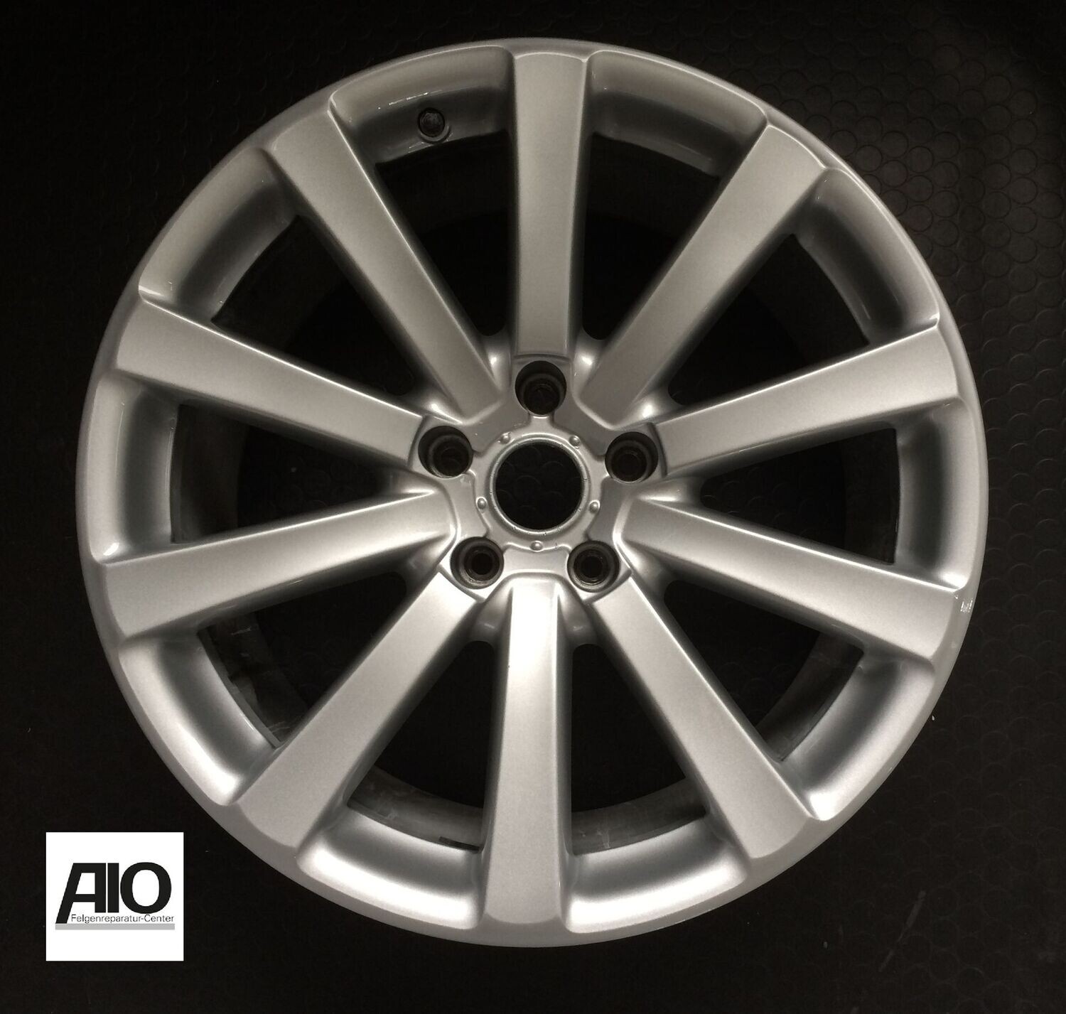 LF1 Original VW Felge 7L9601025D –  Omanyt 10 Speichen Design Silber – Touareg 1 Typ 7L