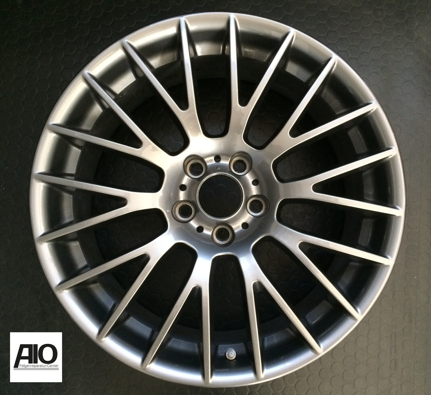 LF1 Original BMW Felge 6792596 - Y Speiche 312 Grau VA - 5er Typ F10 Limousine - 5er Typ F11 Touring