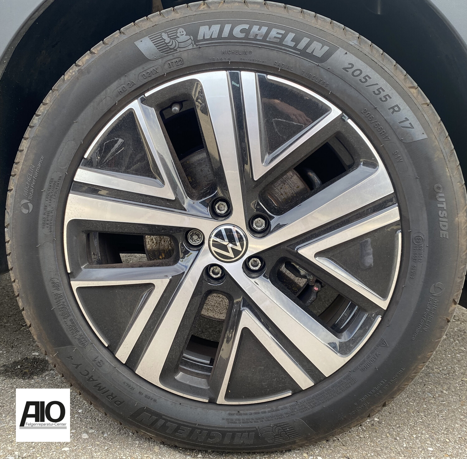 LF1 Original VW Felge 2G7601025C – V-Speichen-Design Schwarz HGG– T-Cross / Taigo