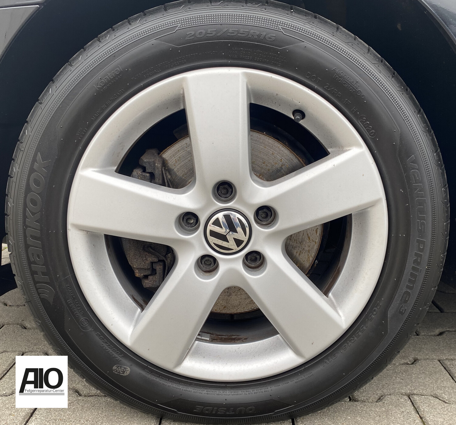 LF1 + Lack Original VW Felge 1T0601025M – Mugello 5-Speichen-Design Silber – Golf 6 Typ 1K