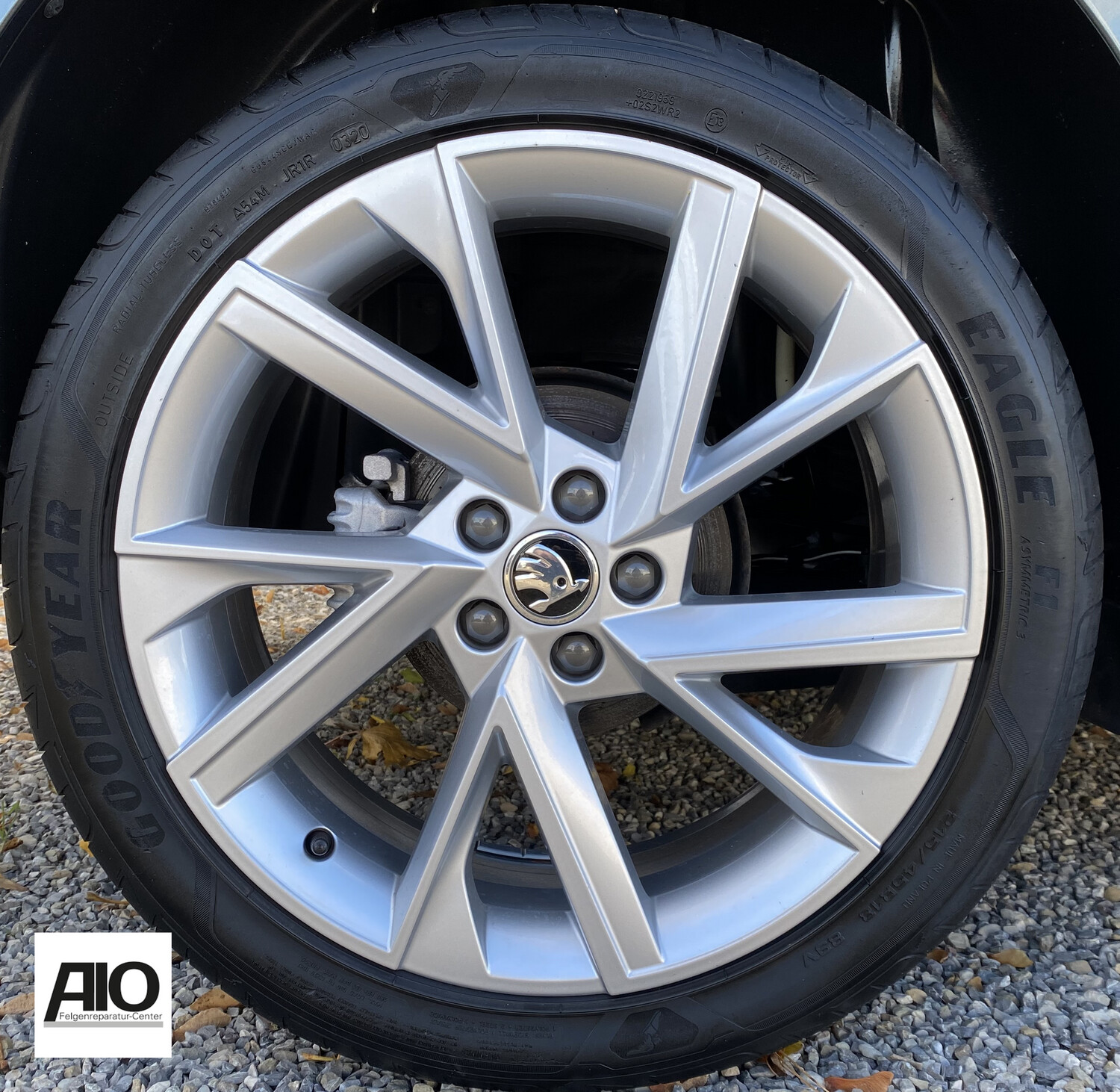 LF1 Original Skoda Alufelge 5LA601025H – Vega Design Silber – Enyaq iV