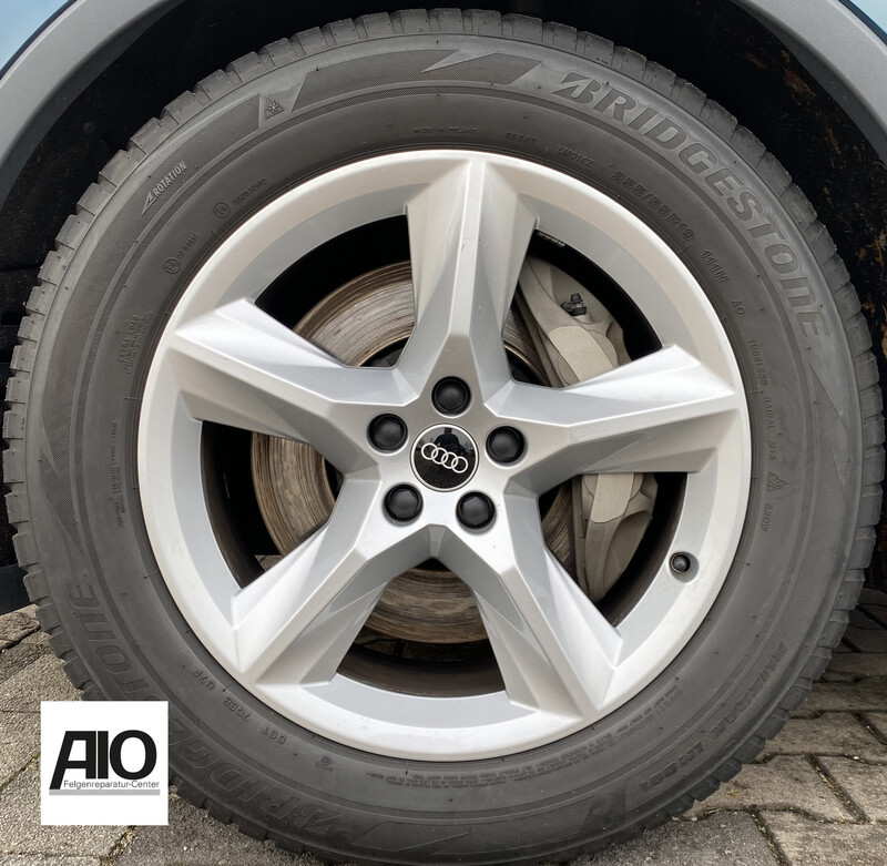 LF1 Original Audi Felge 4M0601025AC - 5 Arm Sterndesign Silber - Q7 Typ 4M / 4MB - SUV