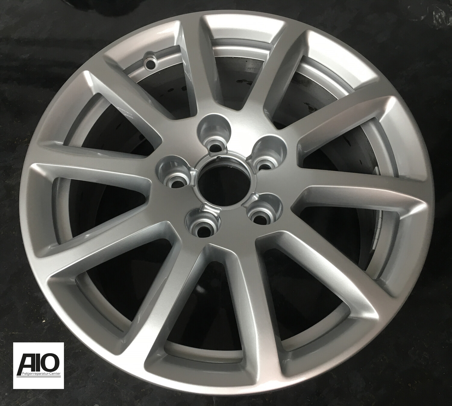 LF1 Original Audi Felge 8K0601025AT
 - 10-Speichen-Design Silber - A4 Typ B8 8K 2007 - 2015​