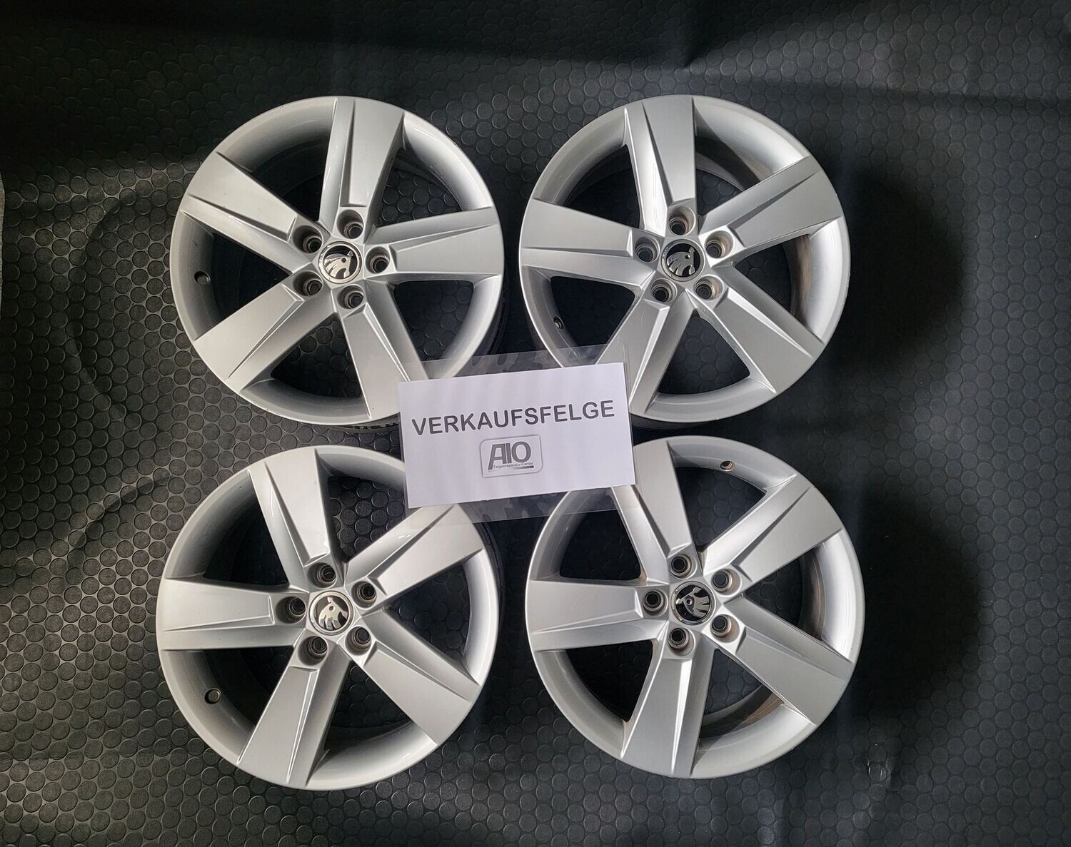 Felge kaufen Original Skoda Fabia 3 6V0601025B 16 Zoll Satz Sommerfelgen gebraucht