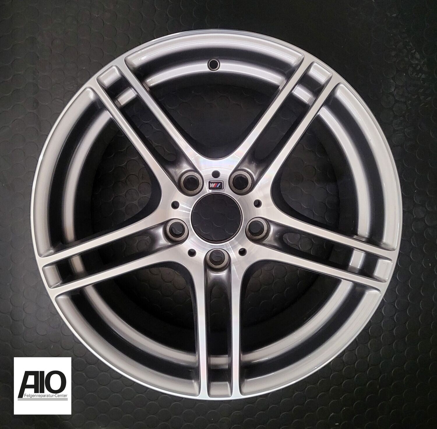 LF1 Original BMW Felge 6856666
 - Performance Doppelspeiche M313 Grau HGG VA - 1er Typ E82 / E81 / E87 / E88