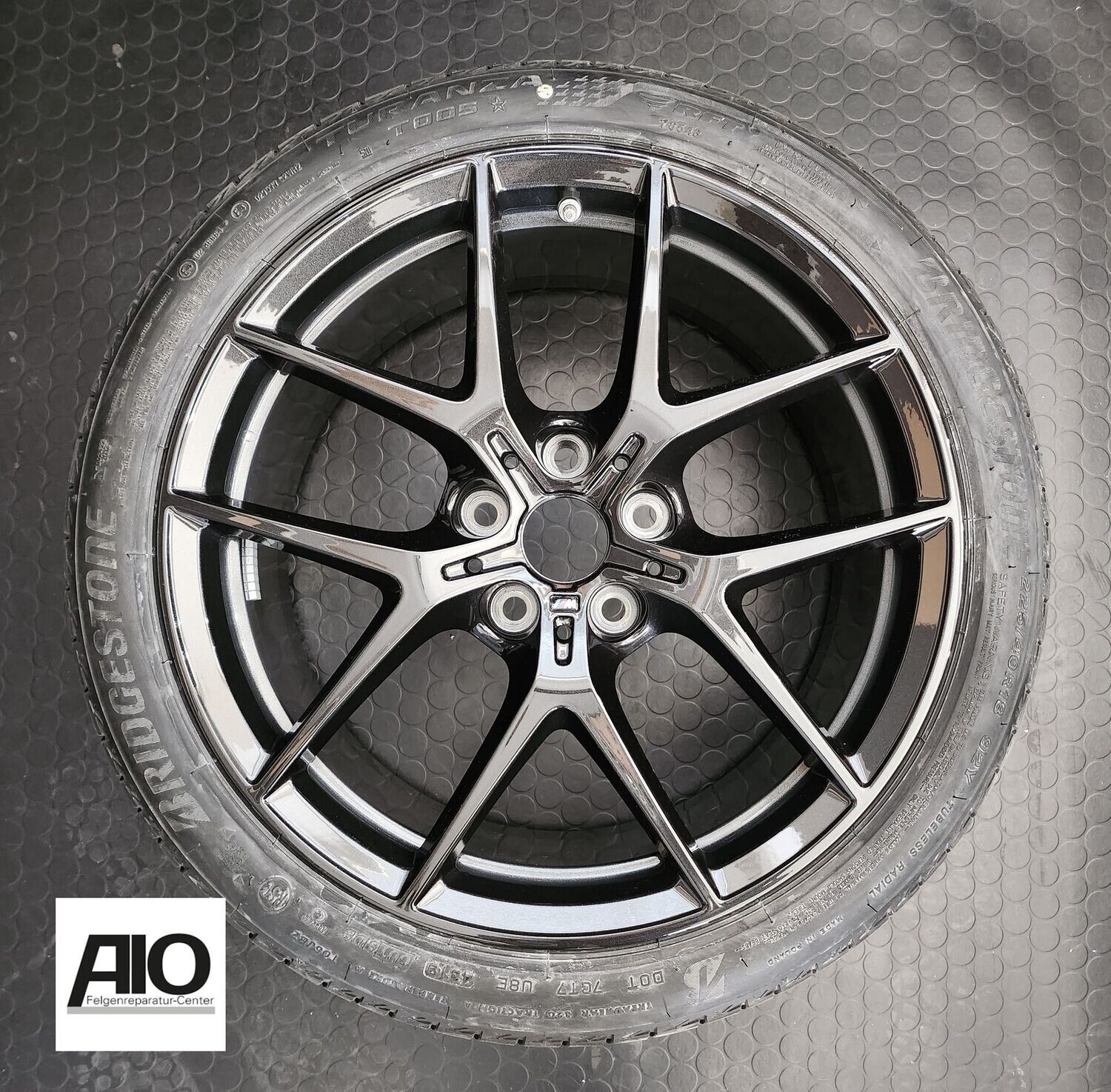 LF1 Original BMW Felge 36118092354 - M554 Y-Speiche Schwarz - 1er Typ F40 + 2er Typ F44