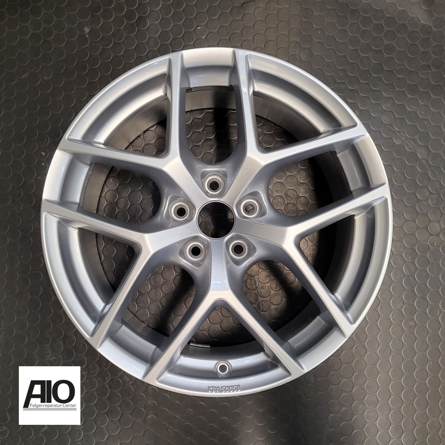 Borbet Modell "Y" KBA 50658  Felge LF1 Felgendatenbank Silber