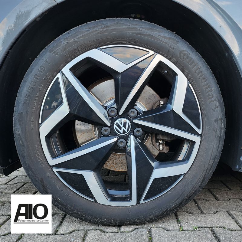 LF1 Original VW Felge 10A601025H – Andoya Turbinendesign Schwarz HGG – ID.3