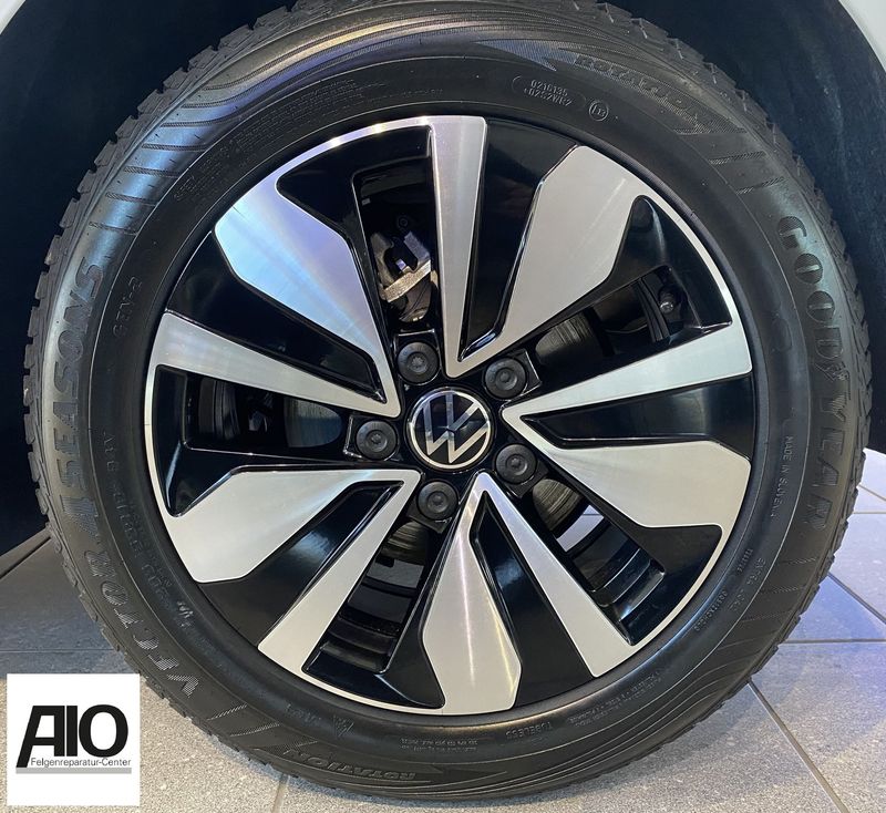 LF1 Original VW Felge 5H0601025AG - ZÜRICH Design Schwarz HGG – Golf 8 MOVE Edition