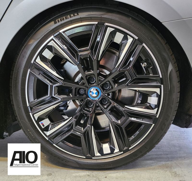 LF1 Original BMW Felge 5A324F1
 - Styling 940 M Aerodynamik Schwarz HGG Inlays HA - 5er / i5 Typ G60/G61