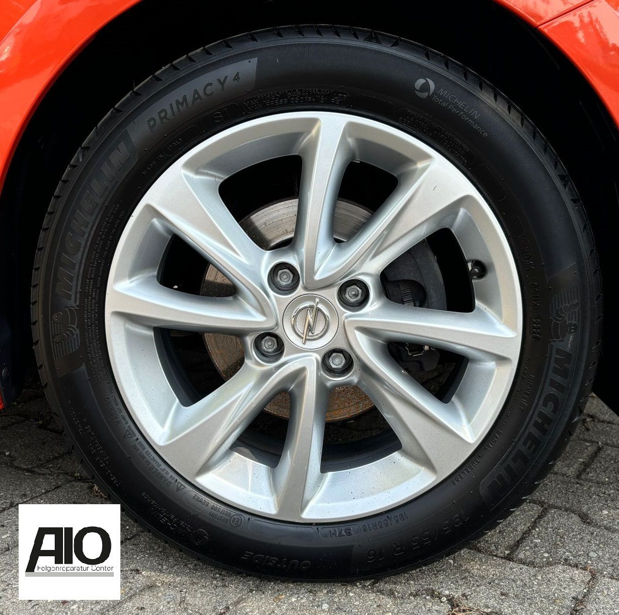 LF1 Original Opel 39182181 - 8-Speichen Design Silber - Corsa F 2019-