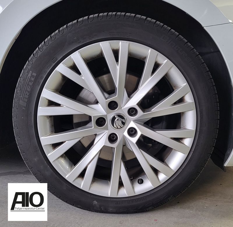 LF1 Original Skoda Alufelge 3V0071498J – ANTARES Vielspeichendesign Silber – Superb