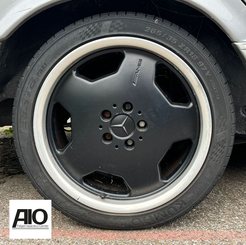 LF1 Original Mercedes Benz Felge A2024000302 – AMG Styling 2 Schwarz HGG Horn VA – C-Klasse W202 / S202