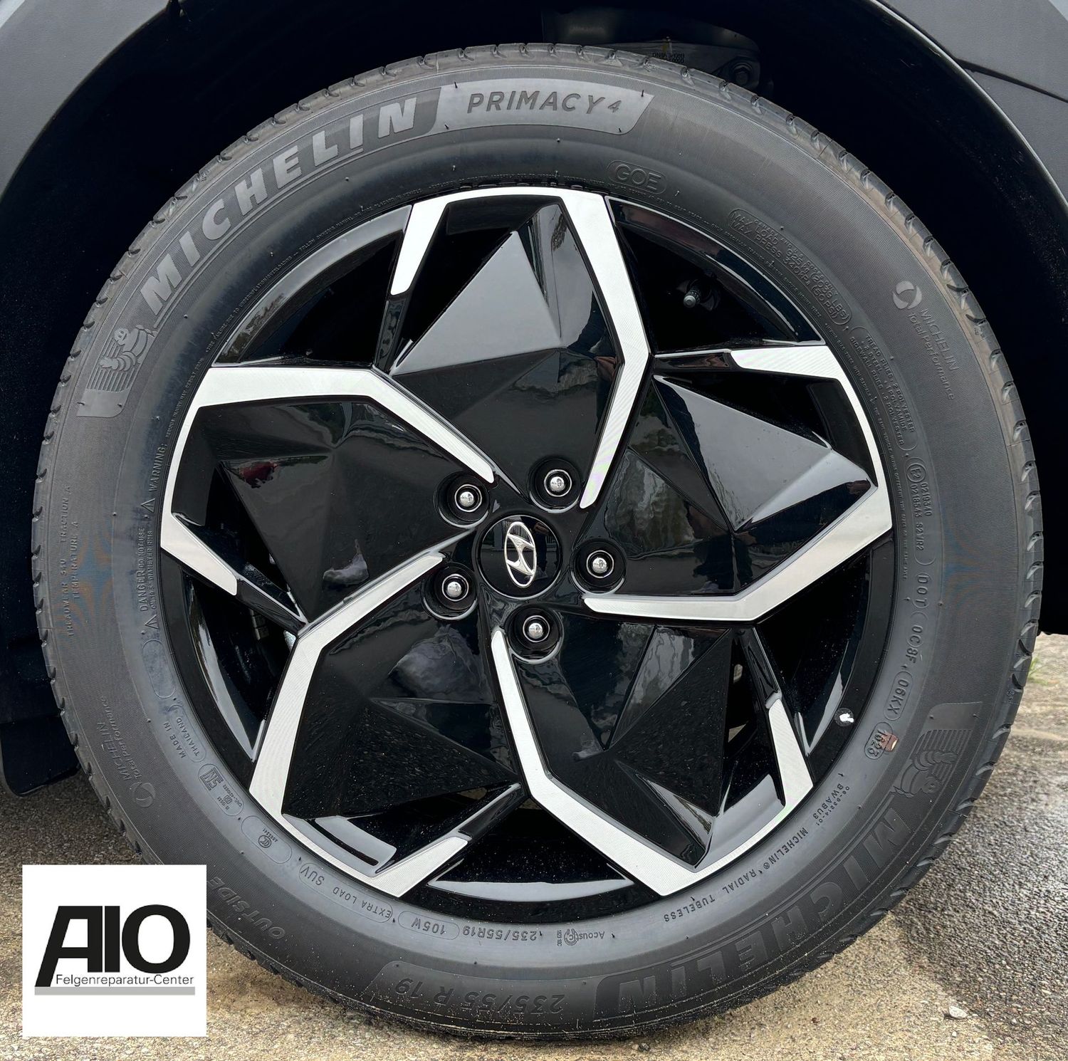 LF1 + LACK Original Hyundai Felge 52910-GI110 - Dynamik Design Schwarz HGG - IONIQ 5 LF1 + LACK Original Hyundai Felge 52910-GI110 - Dynamik Design Schwarz HGG - IONIQ 5