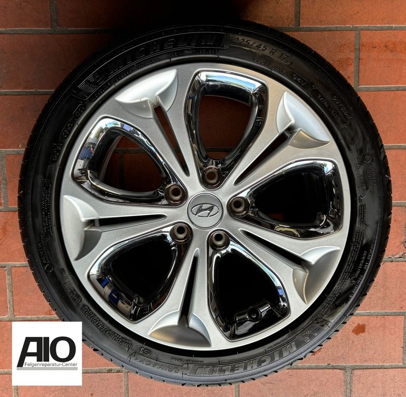 LF1 Original Hyundai Felge 52910-A5500 - 5 Doppelspeichen  Design Silber (Chrom Inlays) -  Elanta / i30 - FD / F - GD / GDH - PDE