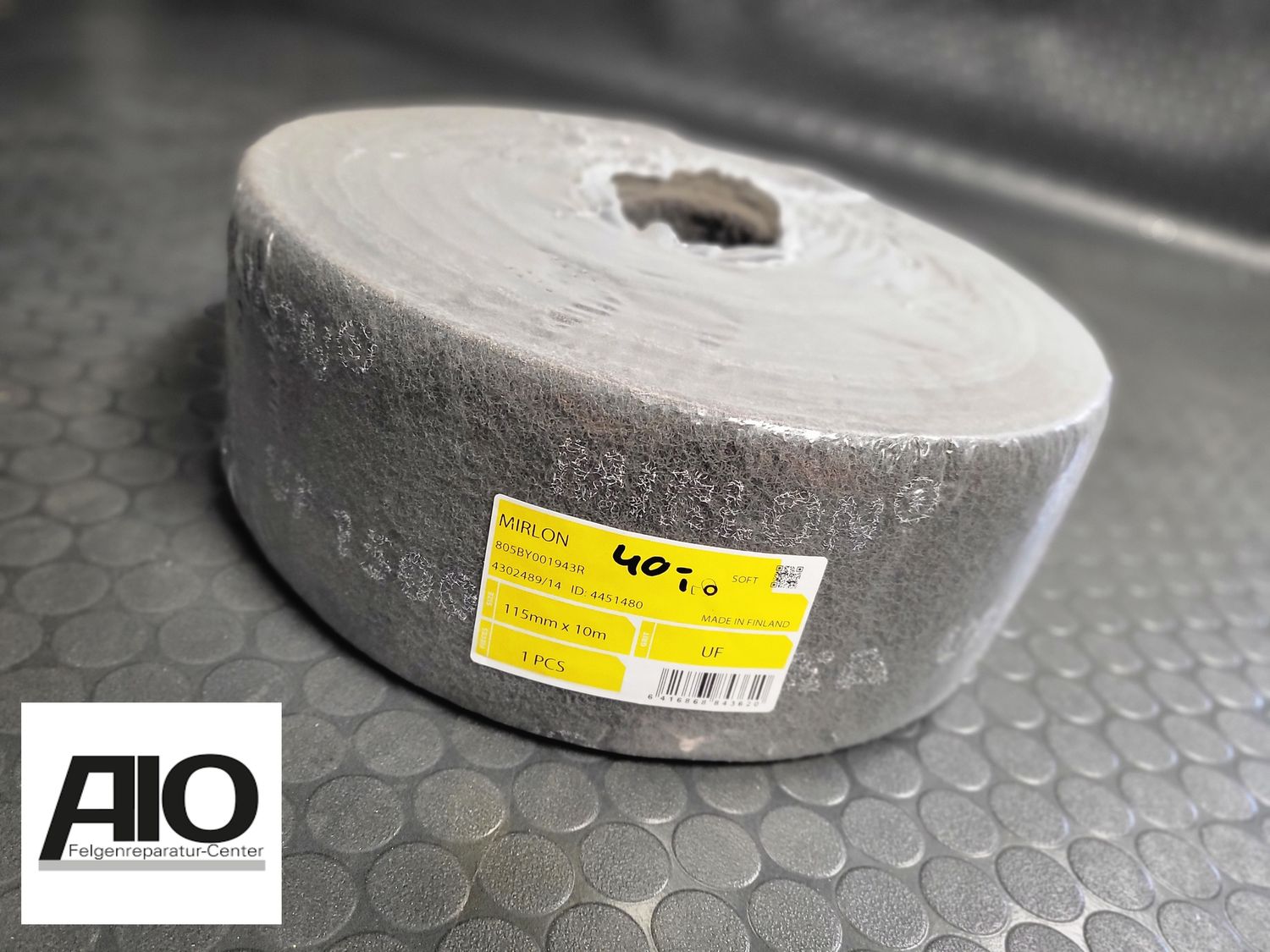 Mirka Schleifvlies UltraFine UF1500 Mirlon 10 Meter Rolle 115mm x 10m grau Vlies AO/13-UF1500 für die Felgenreparatur. Auch geeignet für Holz, Kunststoff und Metall.