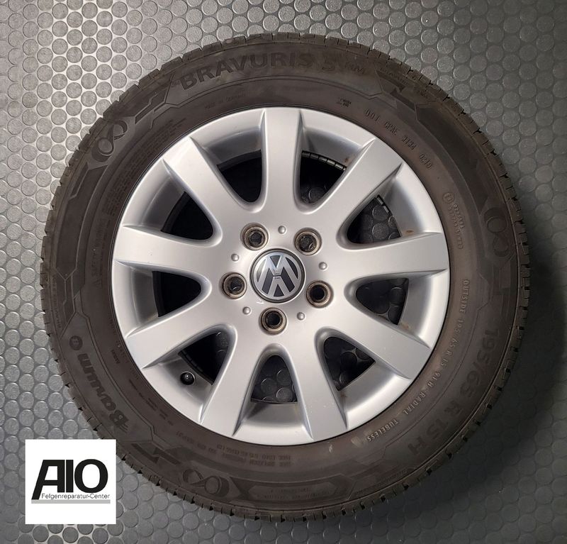 LF1 Original VW Felge 1K0601025A – 9-Speichen-Design Silber – Golf 5, Golf Plus, Touran I