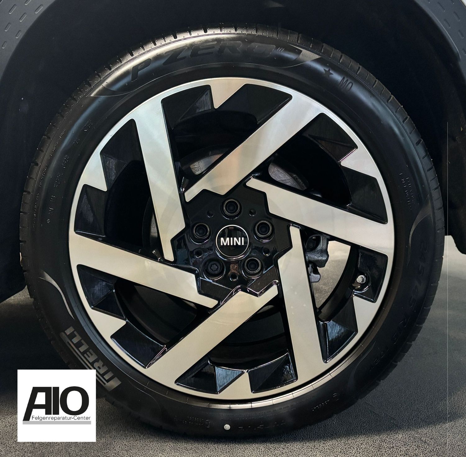 LF1 Original Mini Felge 36115A269E5  - Kaleido Spoke Schwarz HGG - Countryman U25 ab 2023-