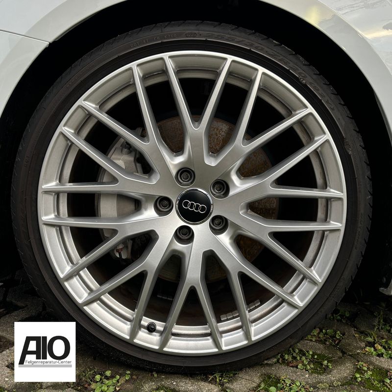 LF1 Original Audi 8S0601025S -  10-Y-Speichen-Design Silber - TT/TTS Typ 8S FV 2014-