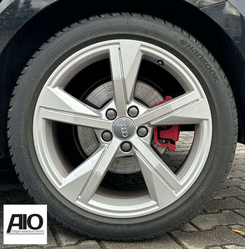 LF1 Original Audi Felge 82A601025G -5-Sternspeichen-Design Silber - A1 Typ GB ab 2018  -