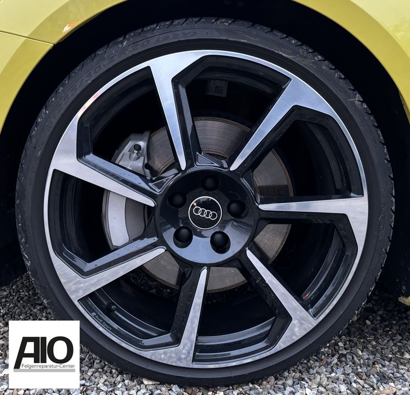 LF1 Original Audi Felge 8S0601025AF -  7 Speichen Rotor Design HGG Schwarz - TTRS Typ 8S / FV ab 2016 -
