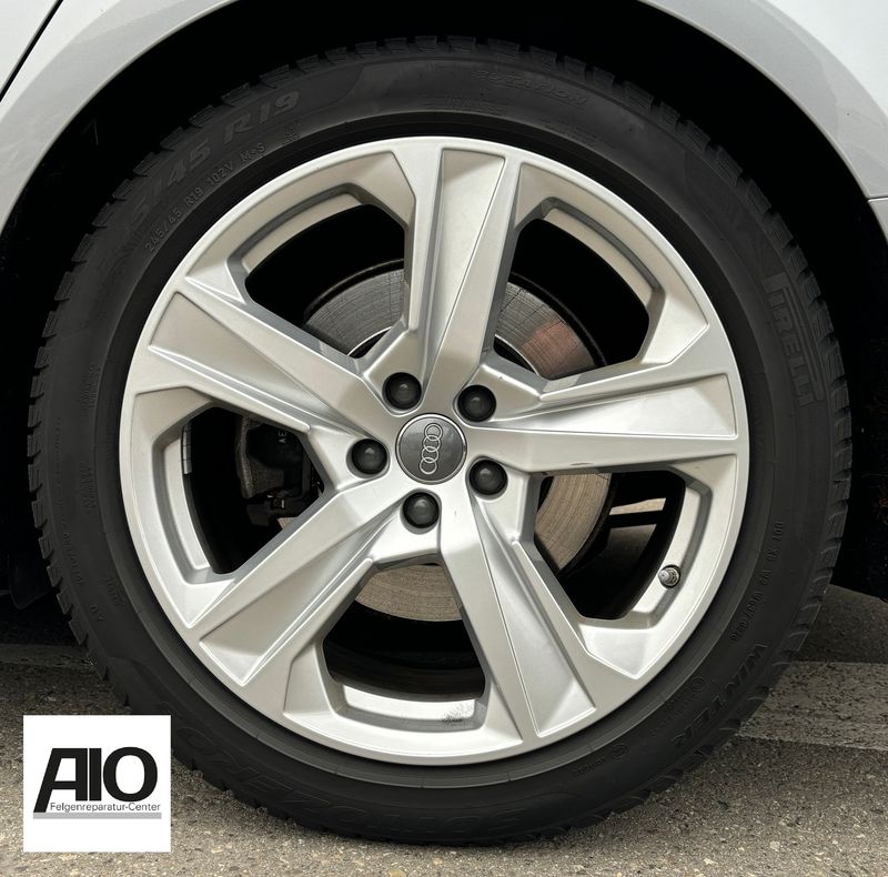 LF1 Original Audi Felge 4K8601025J - 5-Speichen-Design Silber - A7 / S7 Typ C8 4K ab 2018-