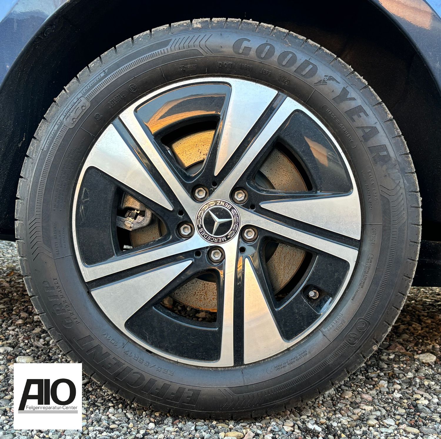 LF1 Original Mercedes Benz Felge A4474017700 – 5-Speichen-Rad Schwarz HGG – V-Klasse / Vito 447