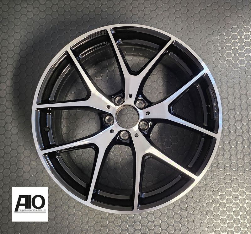LF1 Original Mercedes Benz Felge A2534015500 – Kreuzspeichen Design Schwarz HGG – GLC X253 / C253