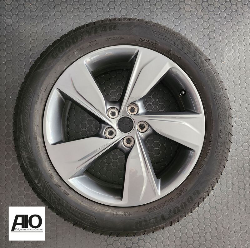 LF1 Original Opel Felge YP00180480 - 5-Speiche Grau - Grandland X
