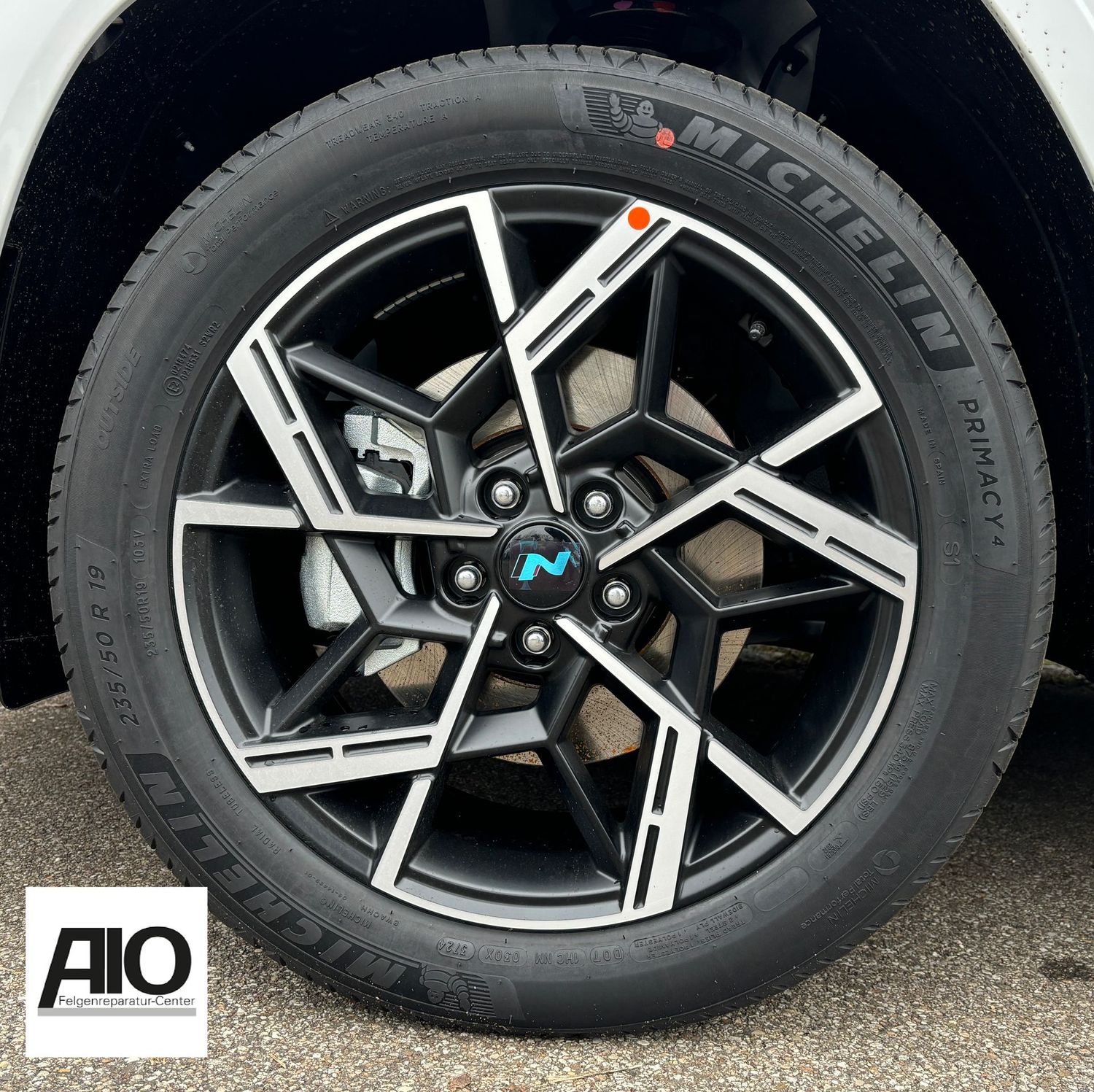 LF1 + LACK Original Hyundai Felge  52910-N7810 - Dynamik Design Schwarz Matt HGG - Tucson  IV Typ NX4