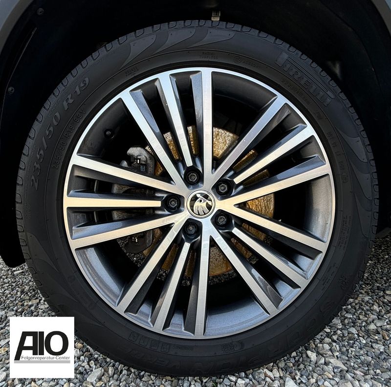 LF1 Original Skoda Alufelge 3V0071499B – Sirius 3 fach Speiche Grau HGG – Superb