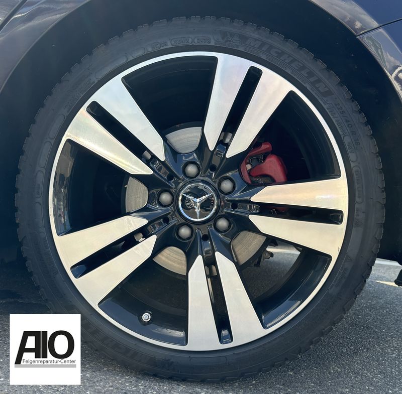 LF1 Original Mercedes Alufelge A2464010402 –  5-Doppelspeiche Schwarz HGG – W246 / W242 / W167 / W177 / C117 / X117