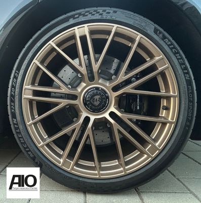LF1 + Lack Original Porsche Felge 976601025B - ZV 10-Y-Speichen-Design Gold Matt HA - Panamera Typ 976 ab 2023-