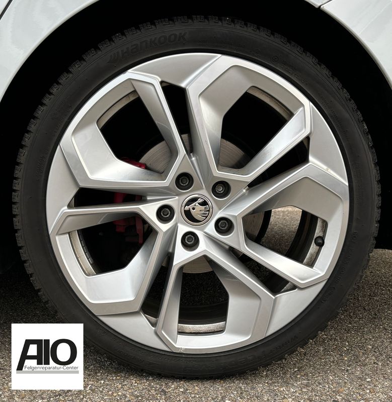 LF1 Original Skoda Alufelge 5E3071499L – Altair Doppelspeichen Design Silber HGG – Octavia IV