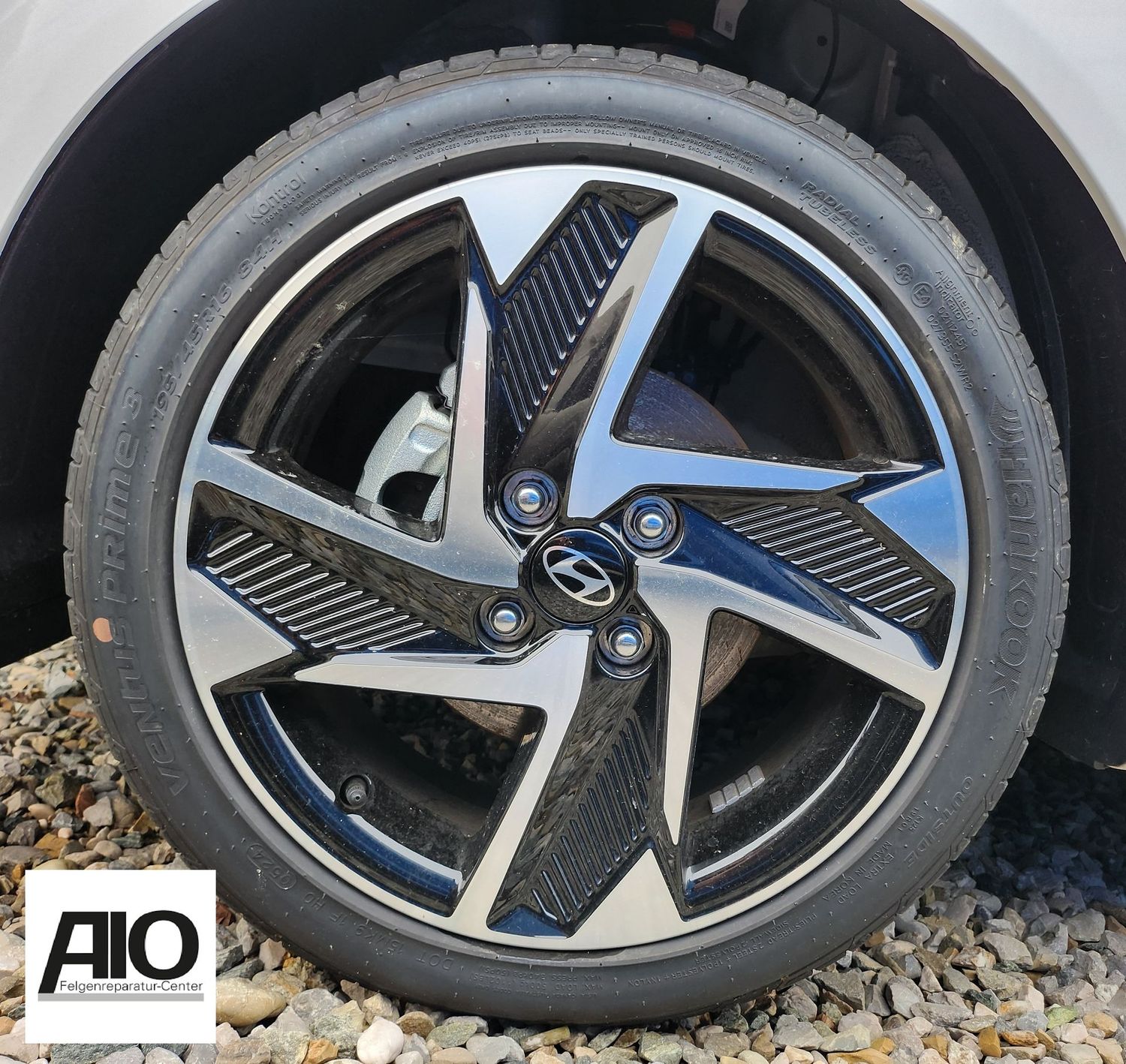 LF1 Original Hyundai Felge 52910-K7200 - 4-Speichen Design Schwarz HGG - i10 MK3 ab 2020-