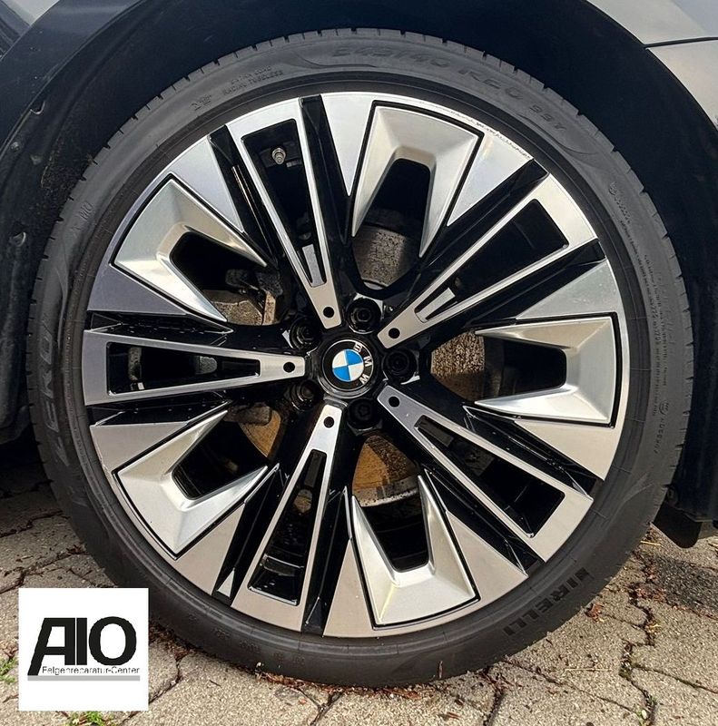 LF1 + LACK Original BMW Felge 5A324E4 - Styling 937 Schwarz HGG (graue Inlays) VA - 5er / i5 Typ G60/G61