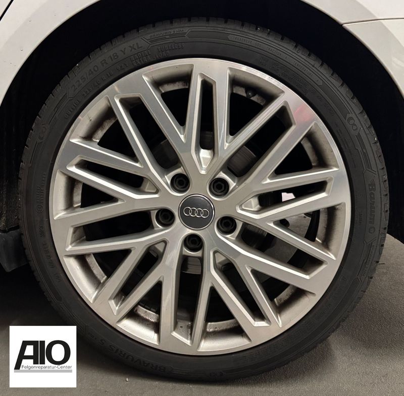 LF1 Original Audi Felge 8V0601025DA  - Mehrspeichen Design HGG Silber - A3 / S3 / RS3 Typ 8V