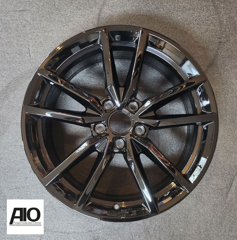 LF1 + LACK Original VW Felge 5G0071498 - PRETORIA 5 - Doppelspeichen Design Schwarz – Golf 7 AU ab 2013 - 2021