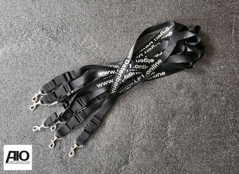 Schlüsselband Schwarz Schriftzug Silbergrau LF1 Felgendatenbank www.lf1.online