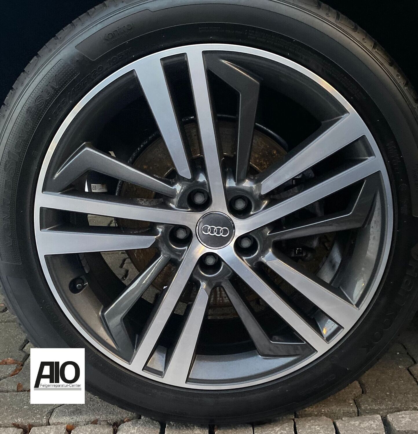 LF1 Original Audi Felge 80A601025AE - 5-Triple-Speiche Grau HGG - Q5/SQ5 Typ FY ab 2017 LF1 Original Audi Felge 80A601025AE - 5-Triple-Speiche Grau HGG - Q5/SQ5 Typ FY ab 2017