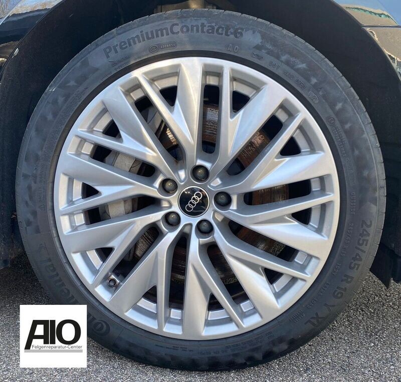 LF1 + LACK Original Audi Felge 4K8601025E - 10 Y Speichen Silber - A7 / S7 Typ C8 4K ab 2018-