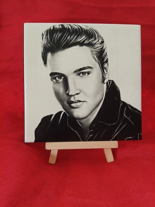 création gravure laser sur carrelage Elvis