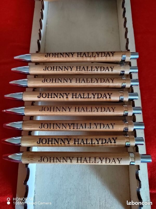Nos stylos en bambou Johnny Hallyday