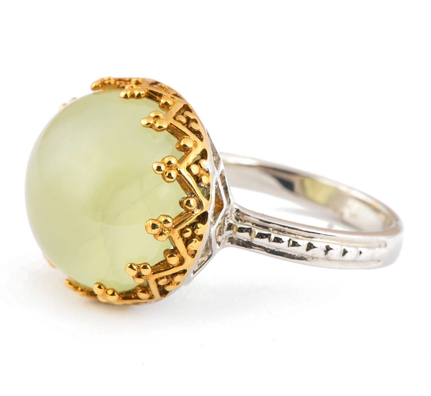 Hera Ring