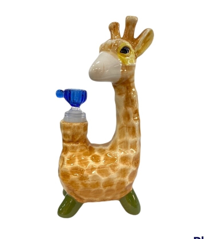 Giraffe Water Pipe