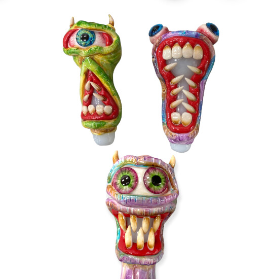 Monster Hand Pipes