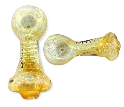 Ribbed gold hand pipe